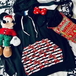 Hoodie with handmade pocket